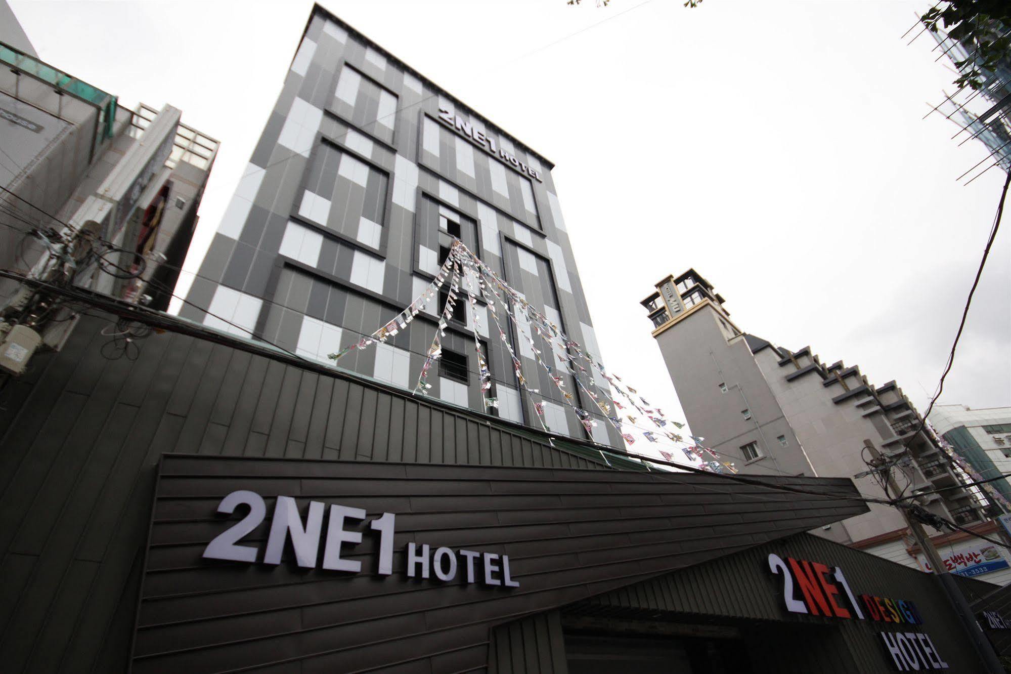 2Ne1 Hotell Busan Exteriör bild